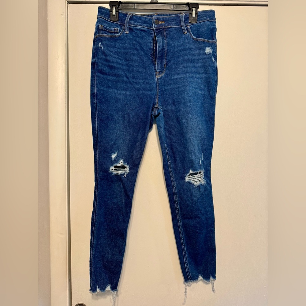 Old Navy Rockstar Super Skinny Extra High Rise Jeans